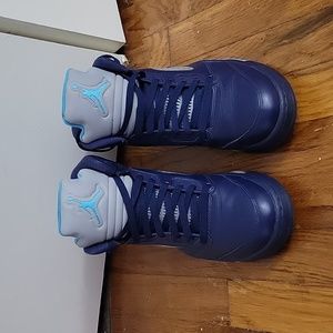 JORDAN 5 MIDNIGHT NAVY "HORNETS". US Men's size 9